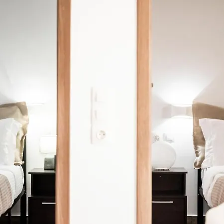 House Suites - Psarou Mykonos Town