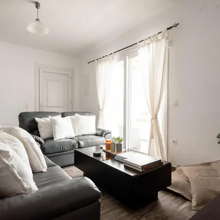 House Suites - Psarou *